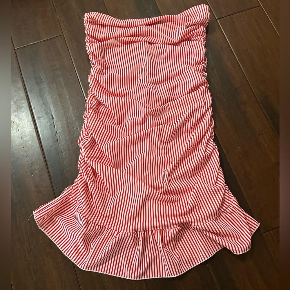 Edikted strapless bodycon dress